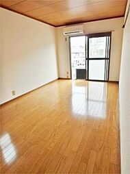 ジョイフルハイム 205 2階1Kのリビング/ダイニング