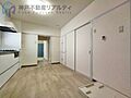 リビング/ダイ...