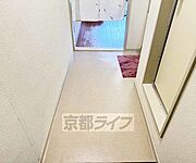 室内までの廊下です