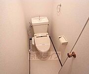 清潔感のあるトイレです。