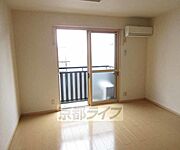 光が差し込むお部屋です