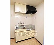 コンパクトなキッチンです。