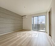 閑静な住宅街ながら色んな沿線の使える便利な立地です