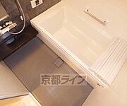 鏡の付いた便利なお風呂