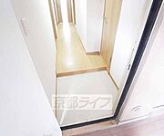 明るい玄関ですね