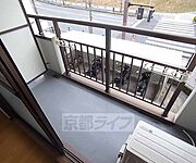 西向きのバルコニーです。