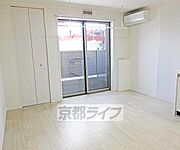 明るいお部屋です
