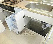 下部には収納多数