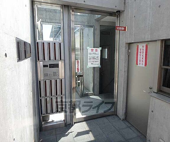 エントランス