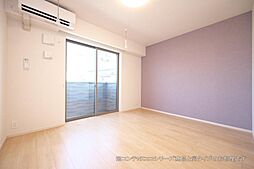 イーストブルー　Ｉ 206 2階1LDKのリビング/ダイニング