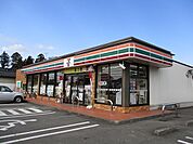 セブンイレブン郡元4丁目店まで750m