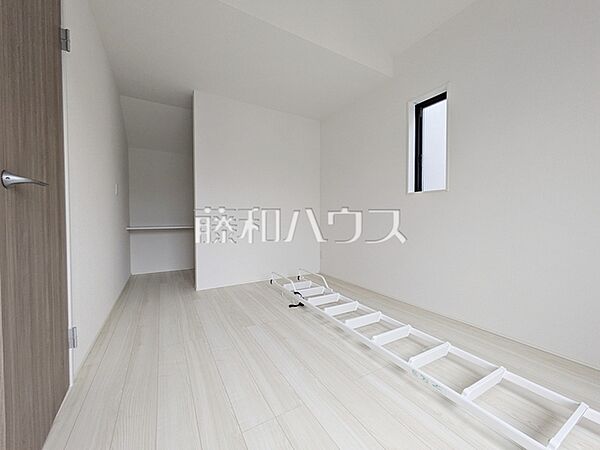 寝室を拡大表示