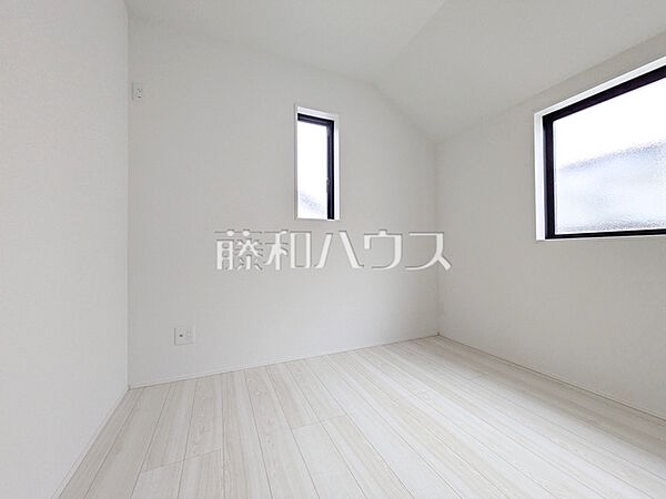 寝室を拡大表示