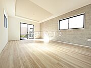 リビング　【八王子市椚田町】