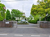 富士見市本郷中学校 (830m)