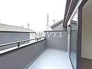 1号棟　バルコニー　【日野市旭が丘5丁目】 南向きのバルコニーは日差しもたっぷり注ぎ、お洗濯物もよく乾きます。