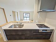 A号棟　キッチン　【八王子市西寺方町】