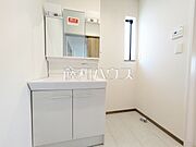 P号棟　洗面室　【府中市日新町3丁目】