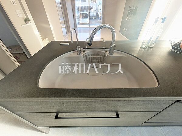 キッチンを拡大表示