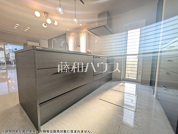 キッチンを拡大表示