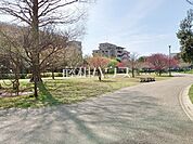 杉並区立桃井原っぱ公園 (950m)