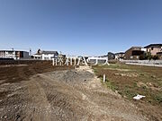現地写真　建築条件はございませんので、ライフスタイルに合わせた自由なマイホームづくりが可能です。【小平市花小金井3丁目】
