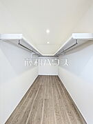 ウォークインクローゼット　【東大和市南街6丁目】