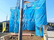 ≪5号棟　外観≫まだまだ建築中ですが、ぜひ現地をご覧になりませんか？基礎・上棟の状態は建築中にしかご覧になれません！ 　【府中市分梅町3丁目】