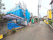接道状況および現場風景　見学はしたいけど、なかなか時間が取れない・・・そんな方に出勤前や仕事終わりにマイホームを見学できるサポートをいたします　【小金井市貫井南町5丁目】