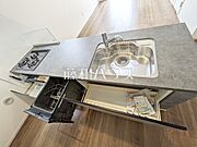 2号棟　キッチン　【調布市深大寺東町4丁目】