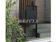 【宅配ボックス付き機能門柱】ポスト・照明・インターホン・表札の機能をまとめて設置
