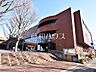 周辺：ひの煉瓦ホール（日野市民会館） (860m)