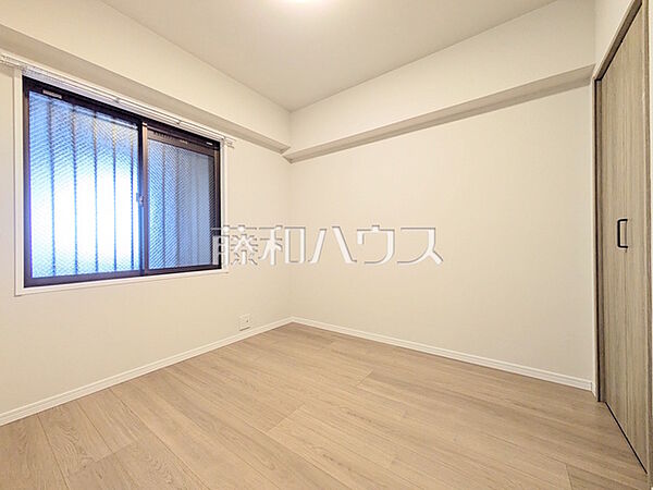 寝室を拡大表示
