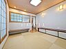 寝室：居室　 畳は熱伝導率が低く断熱効果があります。畳のあるお部屋は、夏は涼しく冬は暖かく過ごせます。 【東久留米市中央町5丁目】