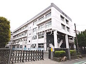 武蔵野市立第二中学校 (1070m)