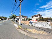接道状況および現場風景　【八王子市南陽台2丁目】
