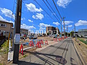 ≪接道状況≫周辺は落ち着いた雰囲気の住宅地です。小さなお子様がいるご家庭も安心です。【府中市是政6丁目】