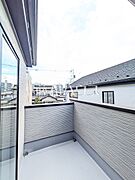 2号棟　バルコニー　【八王子市廿里町】