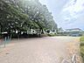 周辺：四ツ谷下西公園 (200m)