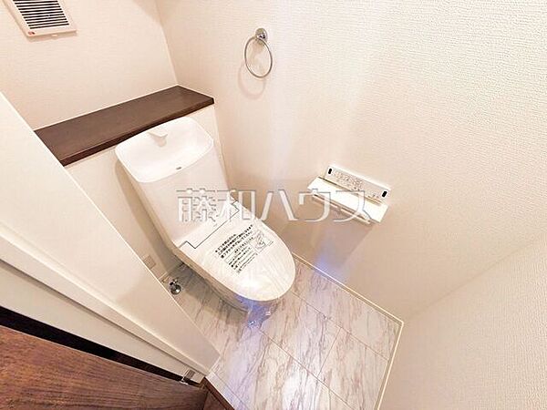 トイレを拡大表示