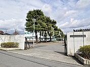昭島市立清泉中学校 (1040m)