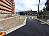 外観：接道状況および現場風景　【府中市本町4丁目】