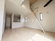 2号棟　リビング　【調布市柴崎2丁目】