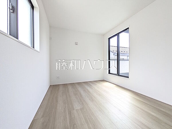 寝室を拡大表示