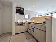 3号棟　キッチン（施工中）　【練馬区石神井台5丁目】