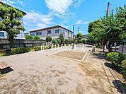 四谷南通幼児公園 (70m)
