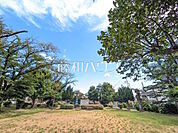 片倉台すずかけ公園 (100m)