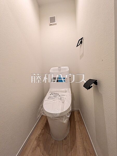 トイレを拡大表示