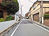 外観：接道状況および現場風景　【杉並区西荻北3丁目】 周辺環境はもちろん、日当たりや設備仕様など、実際に行ってみないと分からないことも多くございます。ご案内いたしますので、お気軽にお問い合わせください。