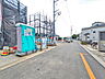 外観：接道状況および現場風景　【新座市新堀2丁目】